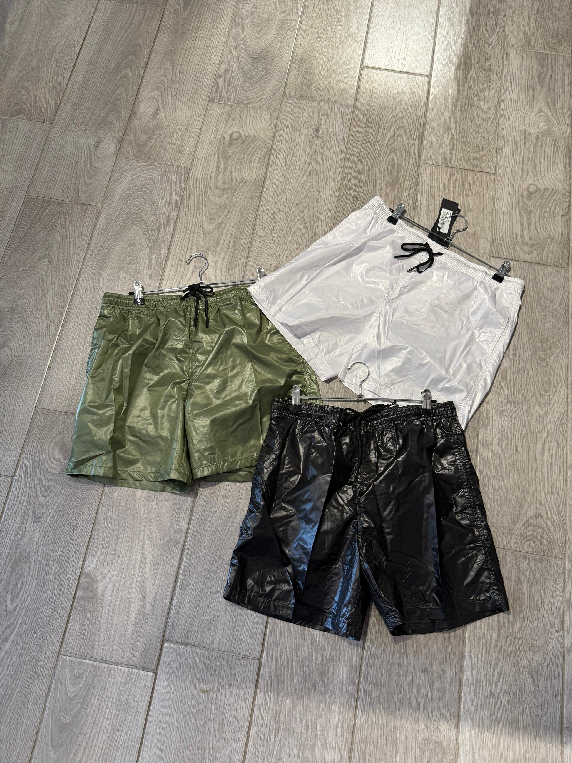 COSTUME LUCIDO BASIC